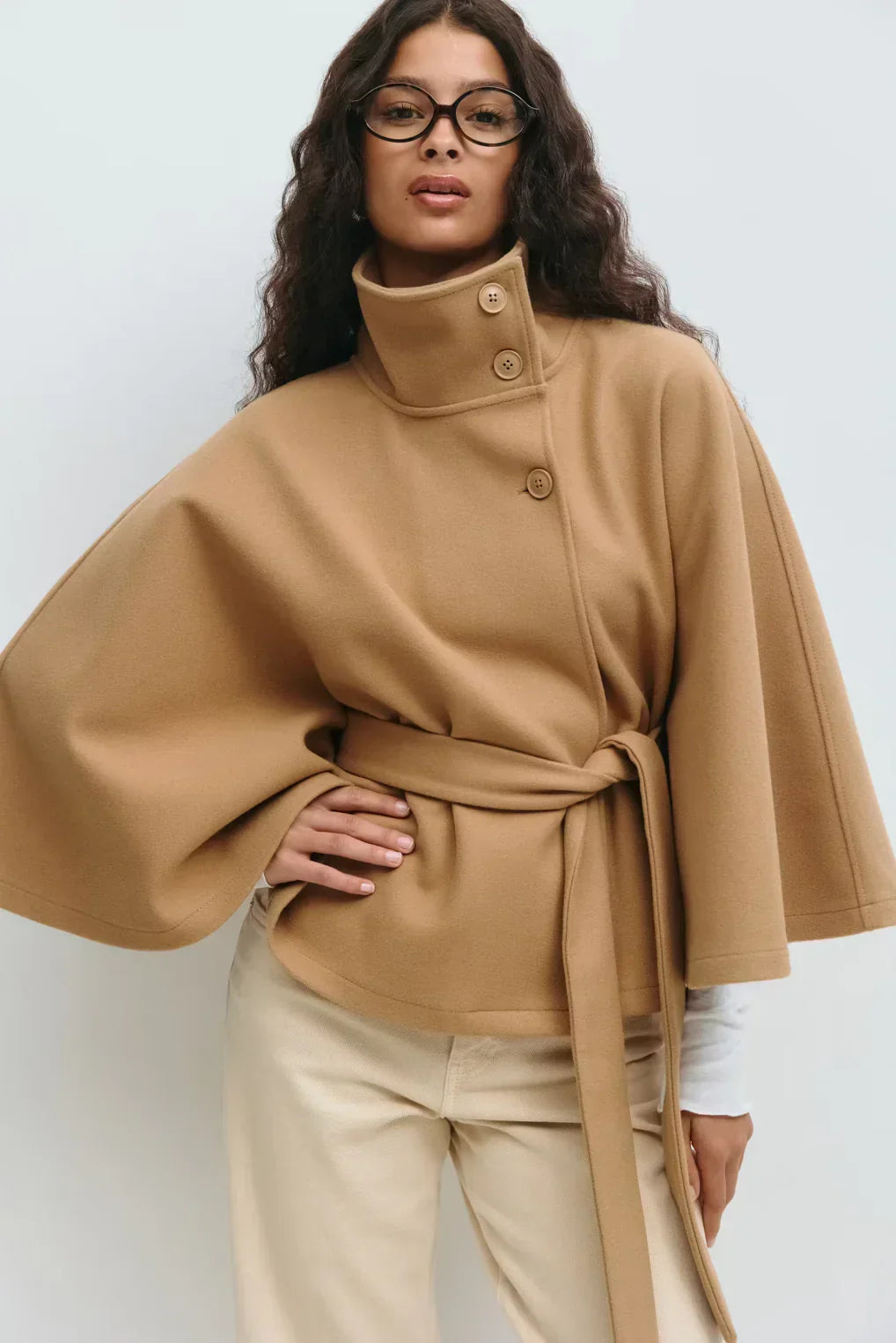 Aliénor | Veste Cape Oversize avec Ceinture