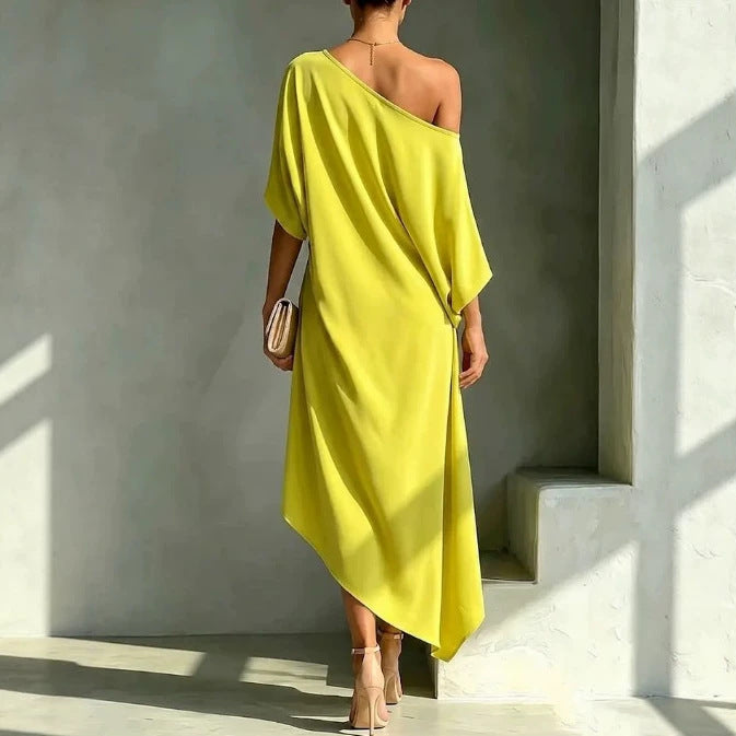 Élodie | Robe Fluide Asymétrique Élégante